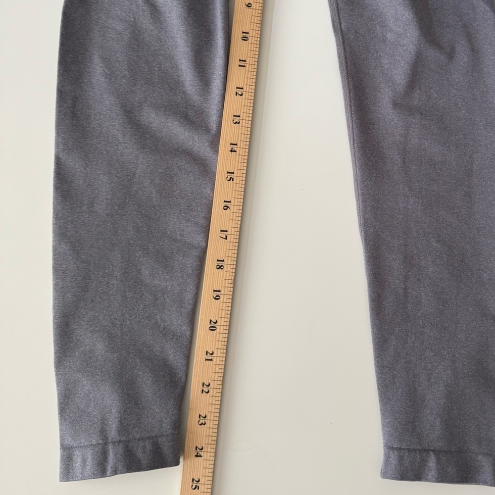 NVGTN Contour Seamless Leggings Women’s size small - Picture 11 of 11